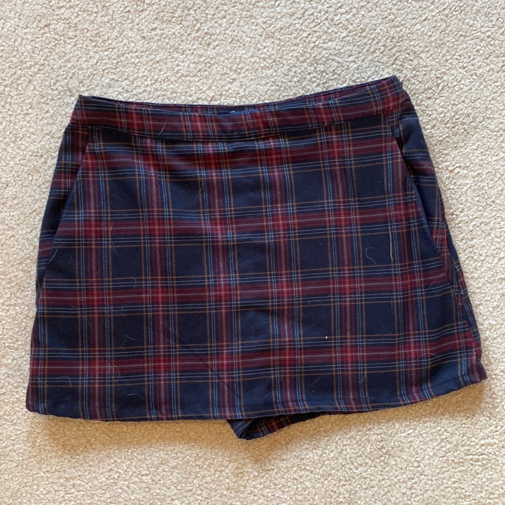 Plaid mini skirt
